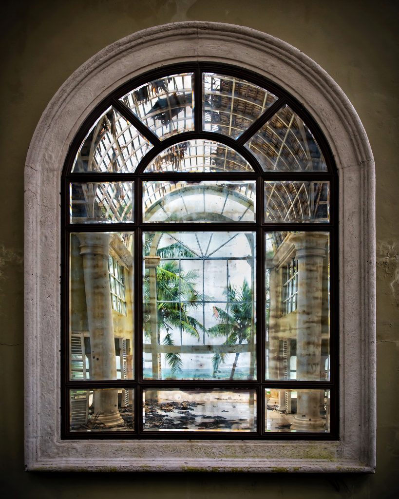 ventana espejo vintage